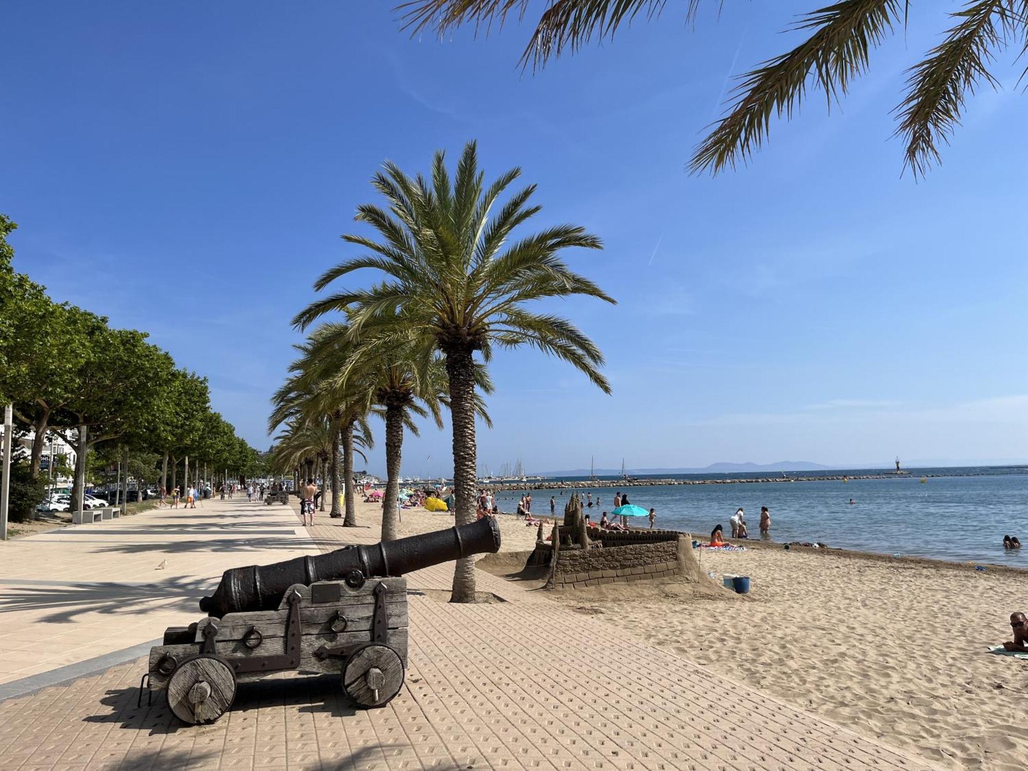 Castell Joncar,30 M De La Playa, 1Era Linea De Mar, Vista Al Mar Apartment Roses Exterior foto